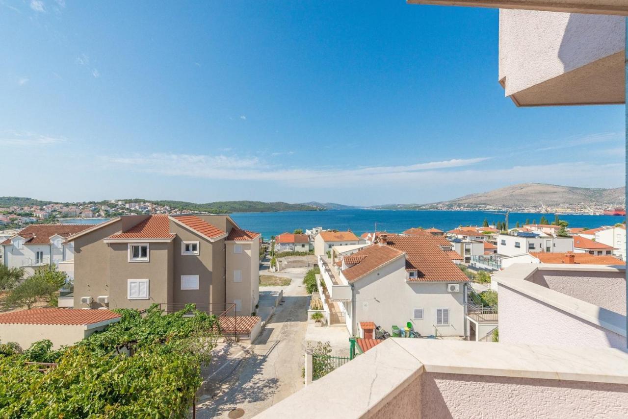 Apartments Ivana-Mira Okrug Gornji Exterior foto